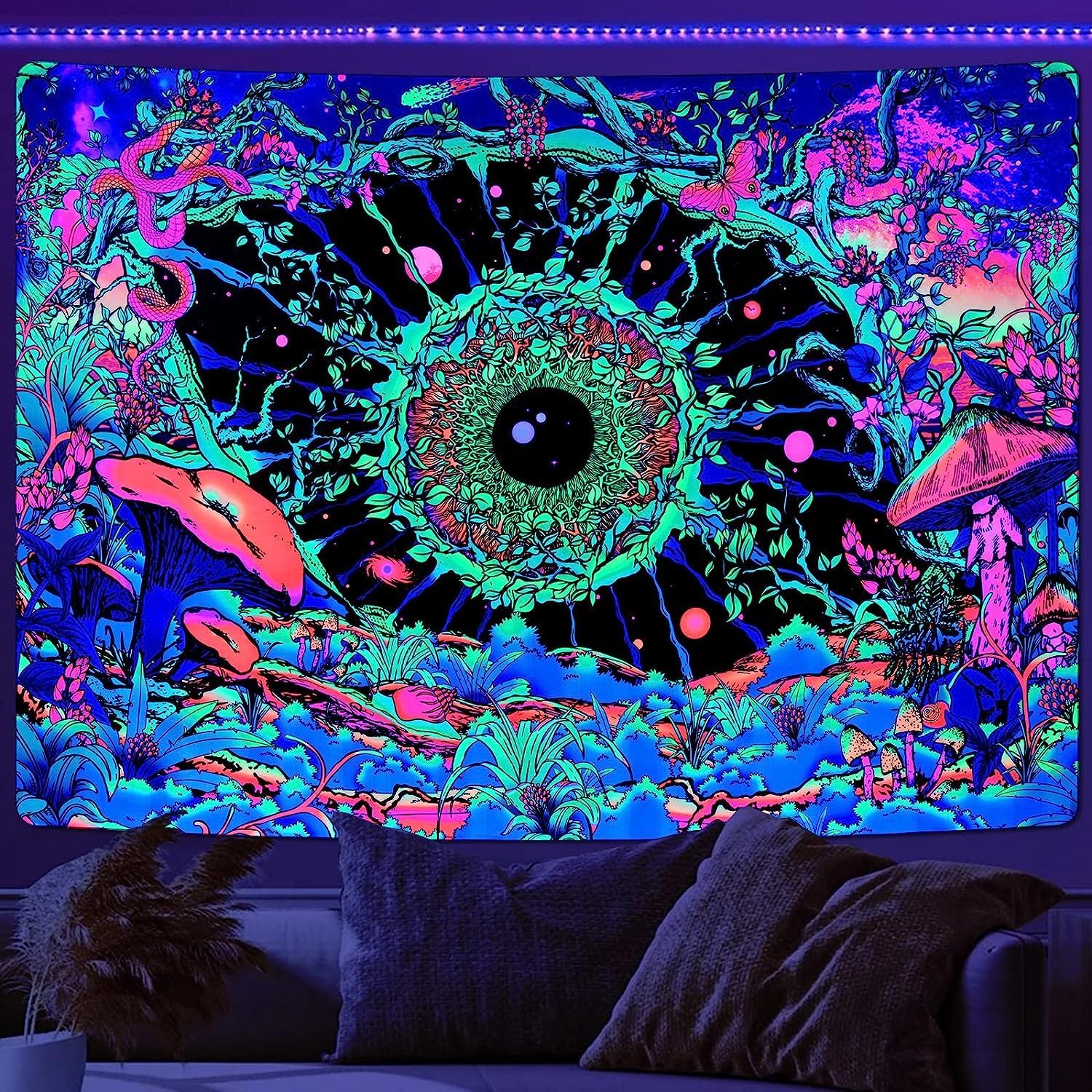 Optic Mushrooms | Official GlowTapestry UV Art Decor